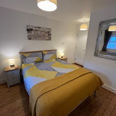 Apartment 12, Sea Wharf Westport Kültér fotó